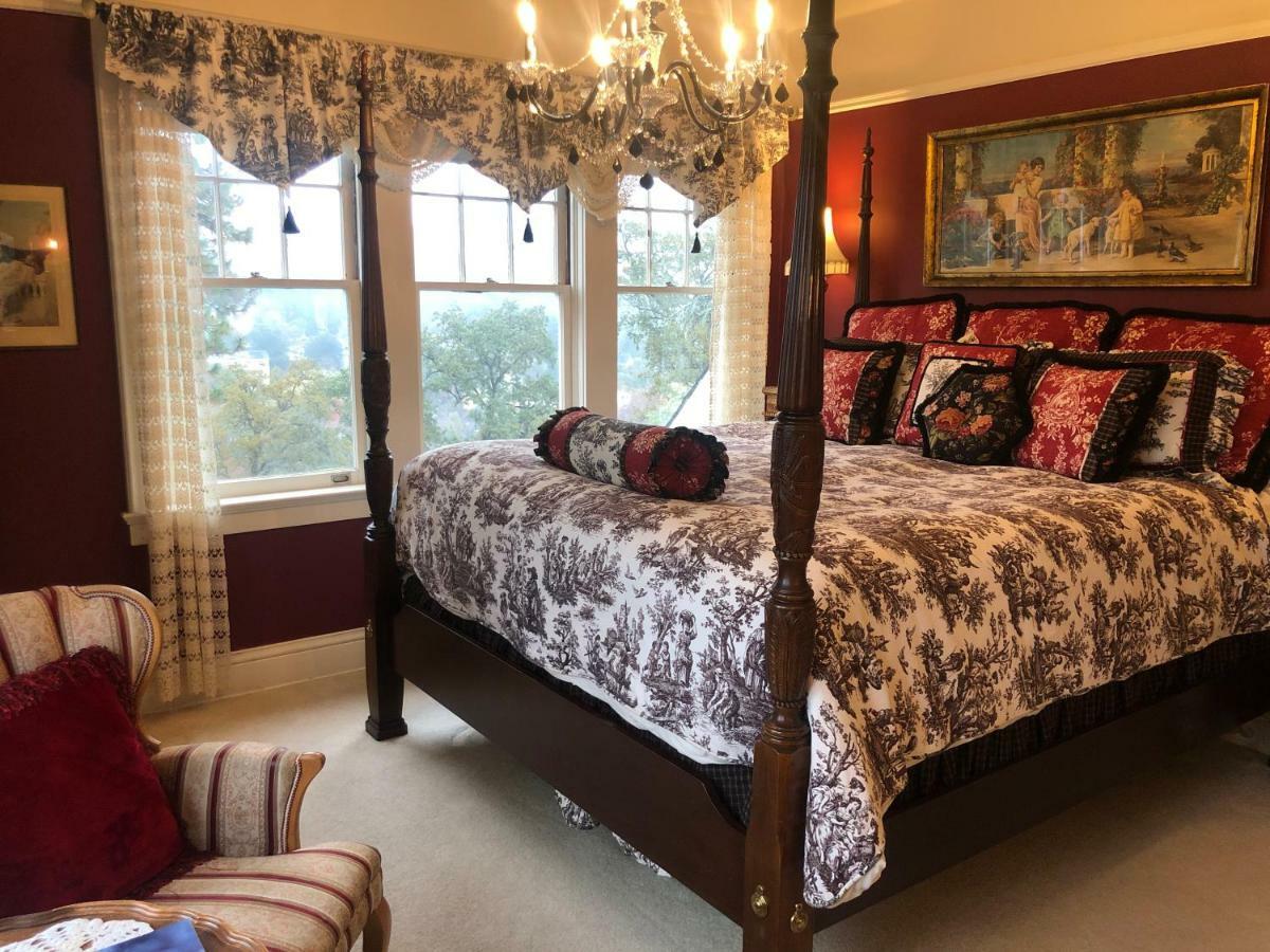The Inn On Knowles Hill Bed & Breakfast Hotel Сонора Екстериор снимка